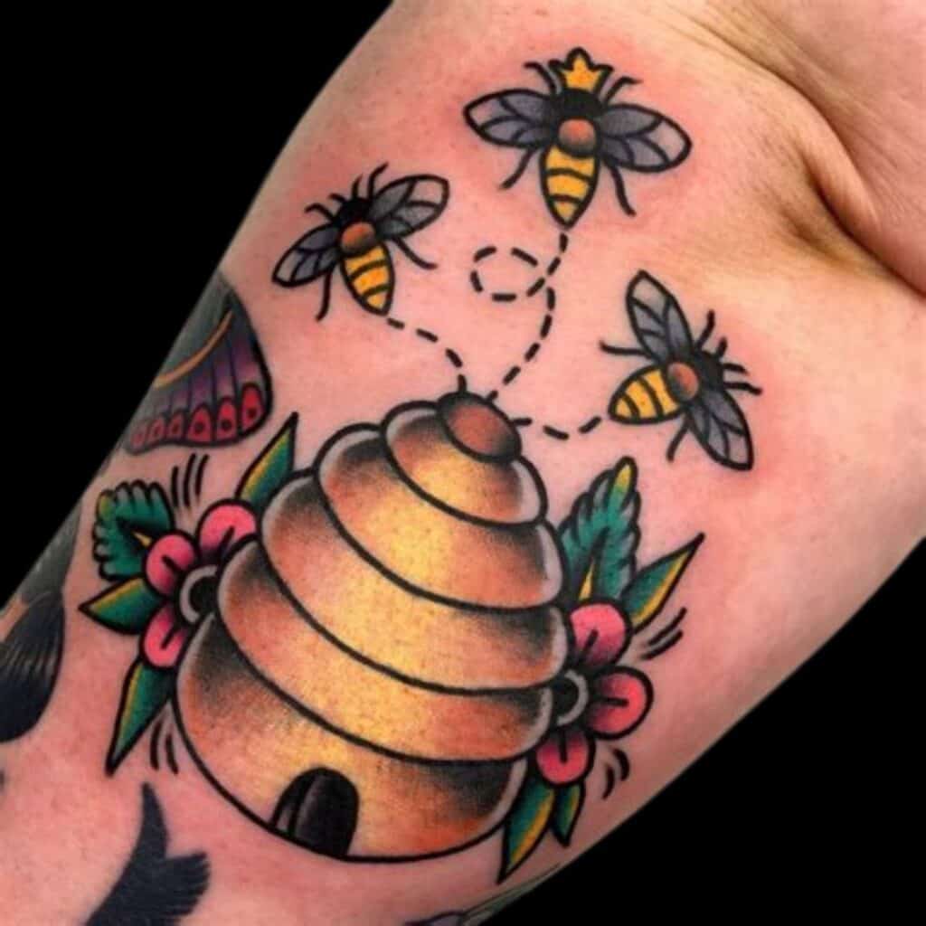 20 Bee Tattoo Ideas & Designs For 2025 - CB Ink Tattoo