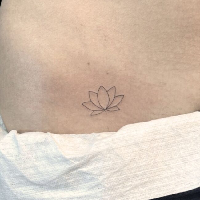 Erick Suarez Tattoo Artist Lotus Fine Line Stomach Tattoo